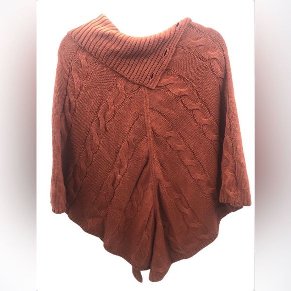 NWT Charlie Paige women’s white river tra cabernet poncho - Picture 3 of 6